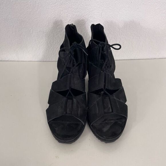 Eileen Fisher Black Cut Out Lace Up Wedge Sandals - Picture 4 of 7